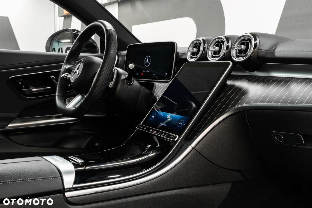 Mercedes-Benz CLE 300 mHEV 4-Matic AMG Line - 32