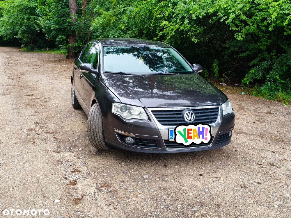 Volkswagen Passat 2.0 TDI Sportline - 1