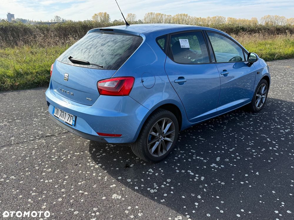 Seat Ibiza 2015 photo 3