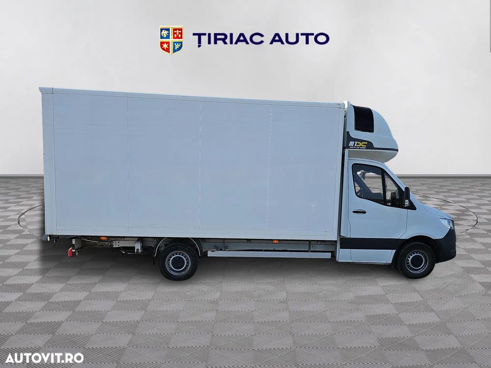 Mercedes-Benz Sprinter - 6