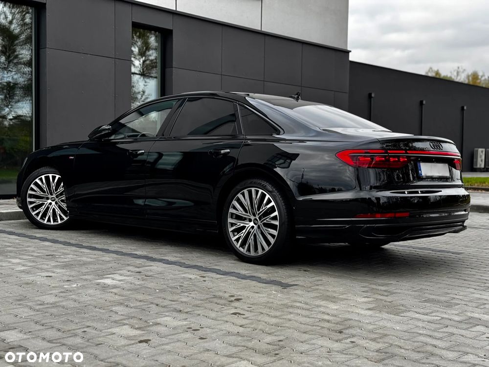 Audi A8 - 11