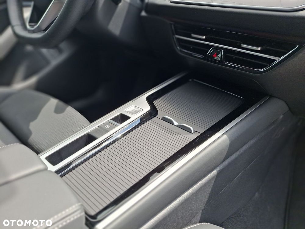 Volkswagen Passat - 37