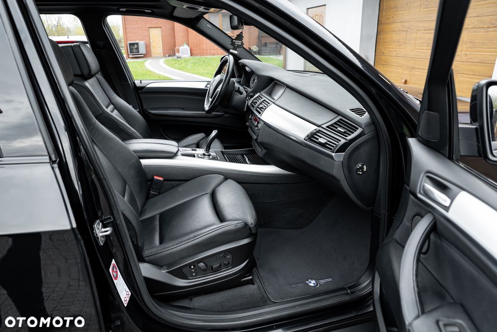 BMW X5 xDrive40d - 24
