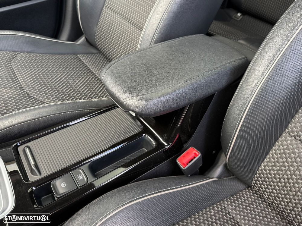 Kia XCeed 1.4 T-GDI Tech+SRF 7DCT - 22