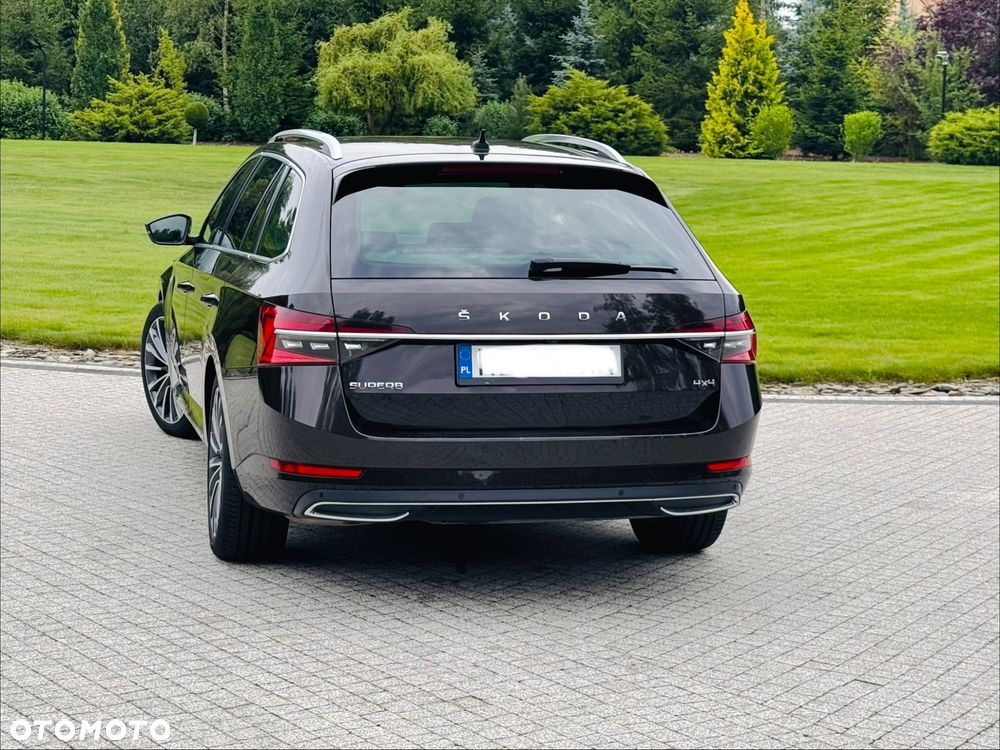 Skoda Superb 2.0 TDI SCR 4x4 L&K DSG - 11