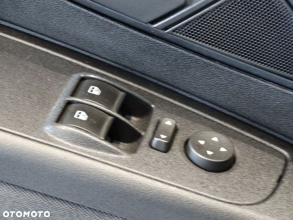 Fiat Grande Punto - 22