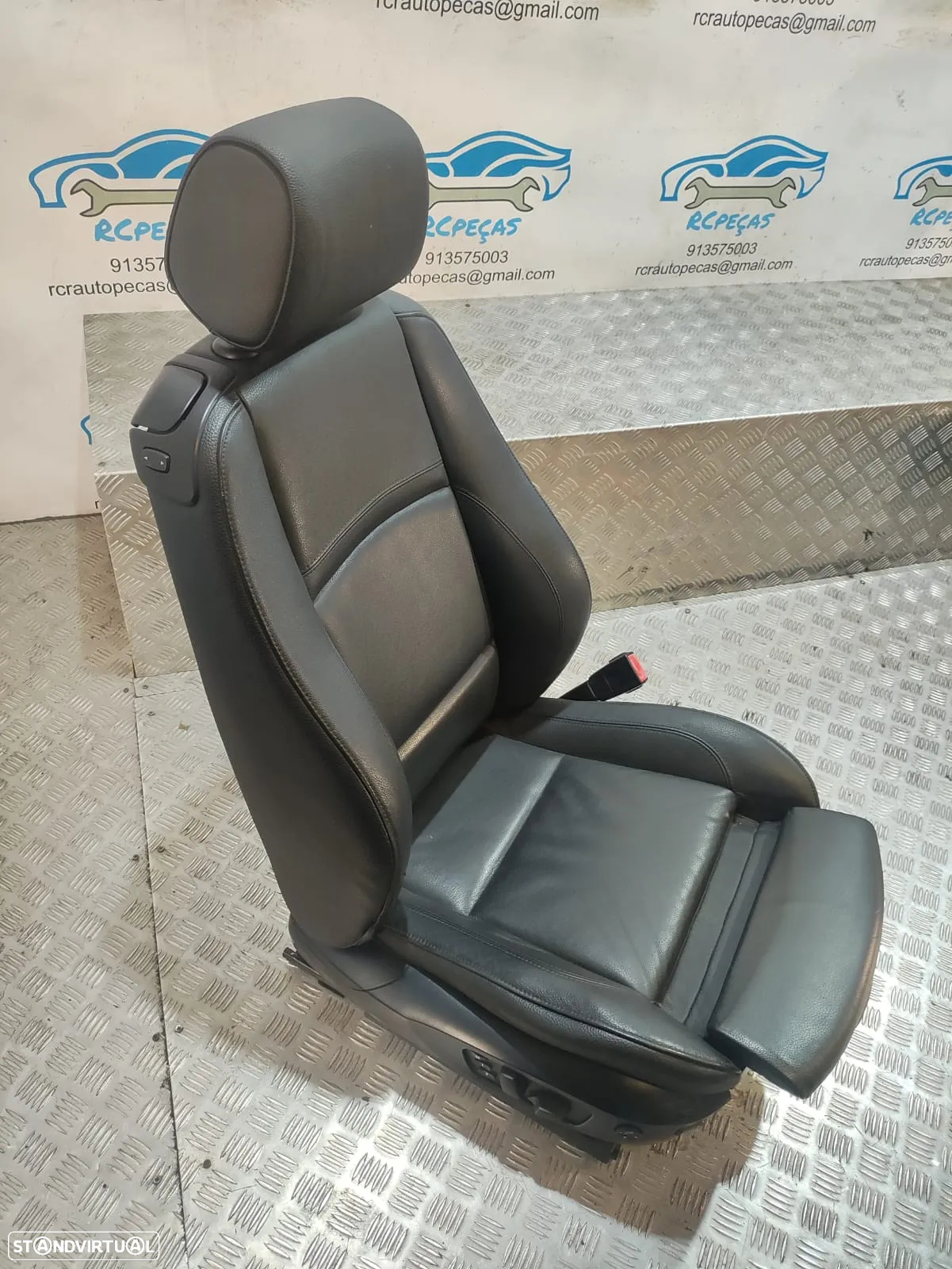 Conjunto Bancos em Pele Elétricos e Aquecidos BMW Serie 3 Coupe E92 LCi Pack M - 17