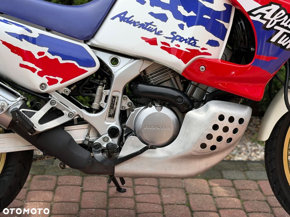 Honda XRV - 13