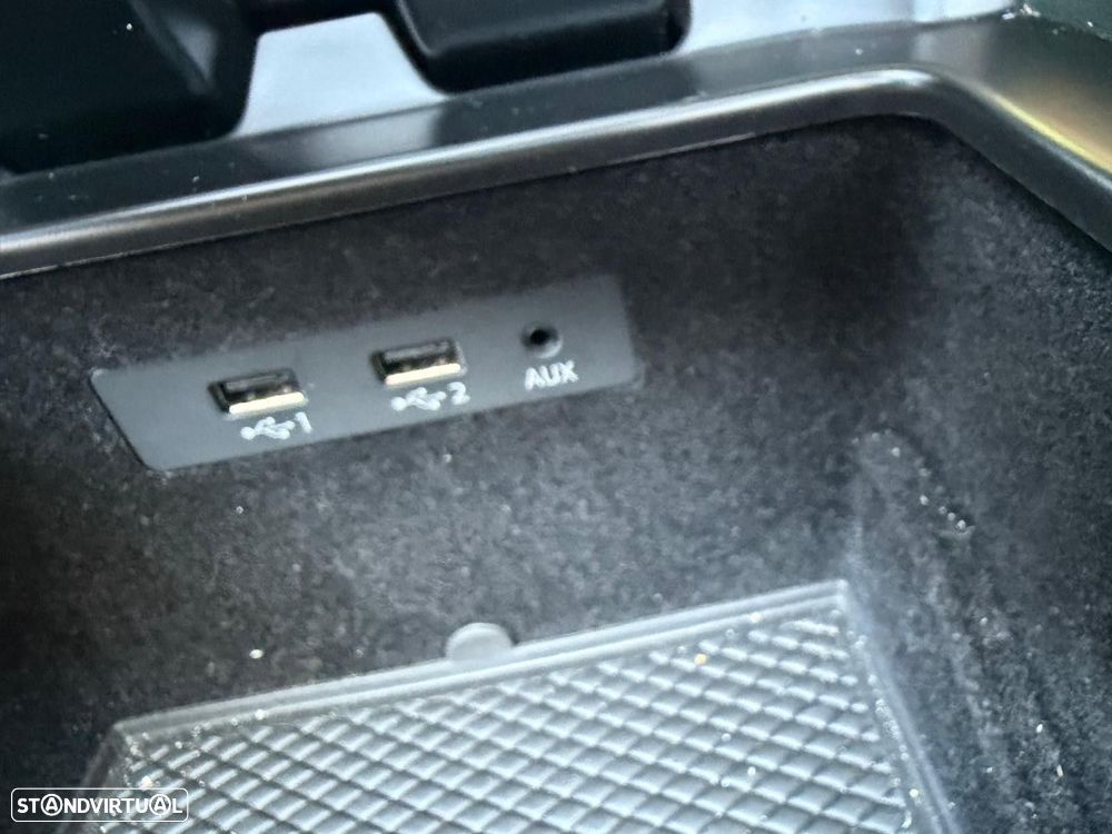 Bentley Bentayga V8 - 45