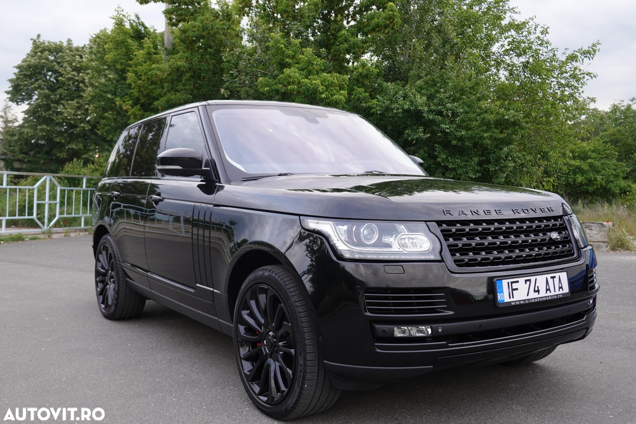 Land Rover Range Rover Vogue - 1