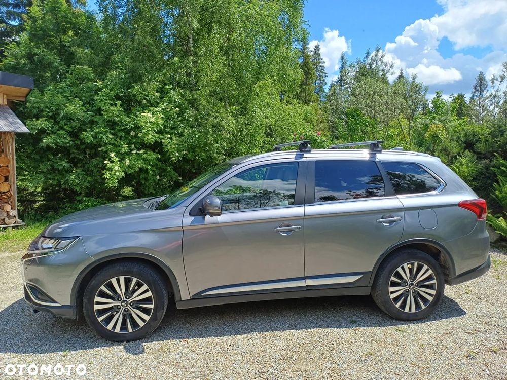 Mitsubishi Outlander 2.0 Intense + Navi 4WD CVT - 2