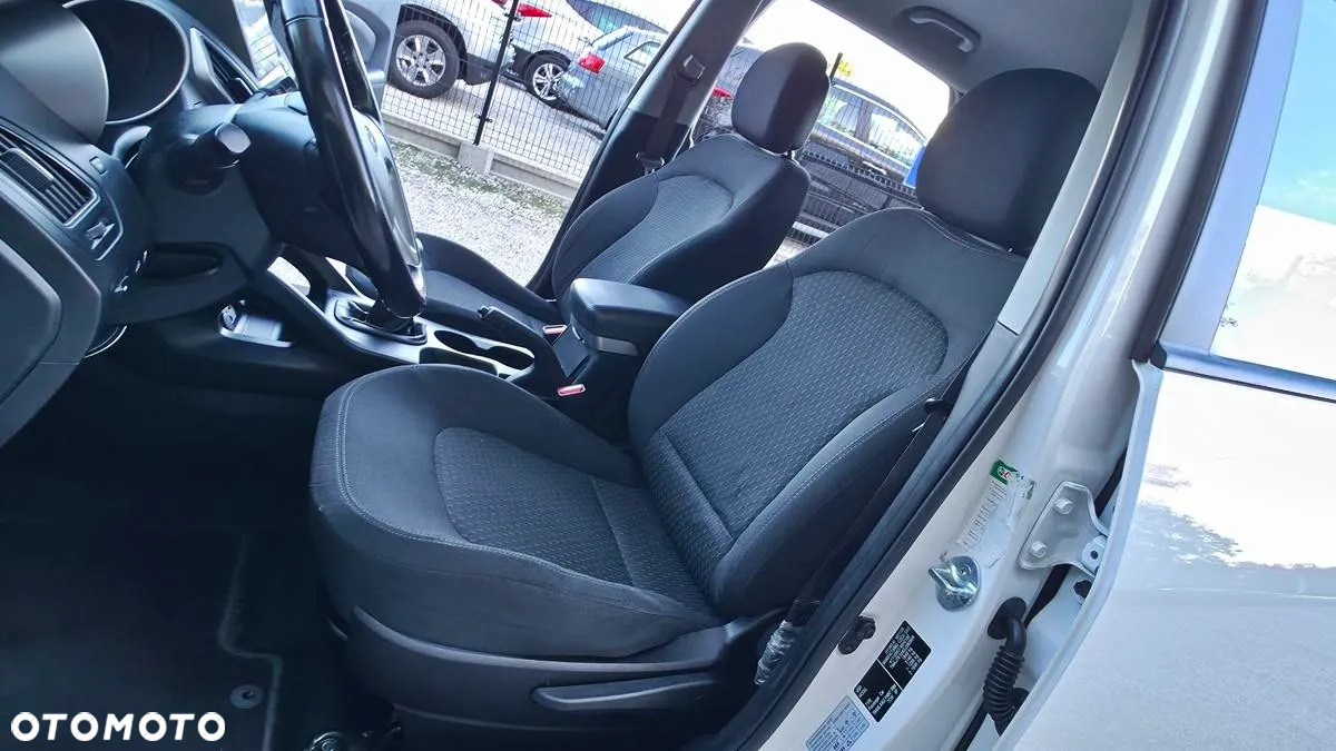 Hyundai ix35 1.7 CRDi Classic 2WD - 21