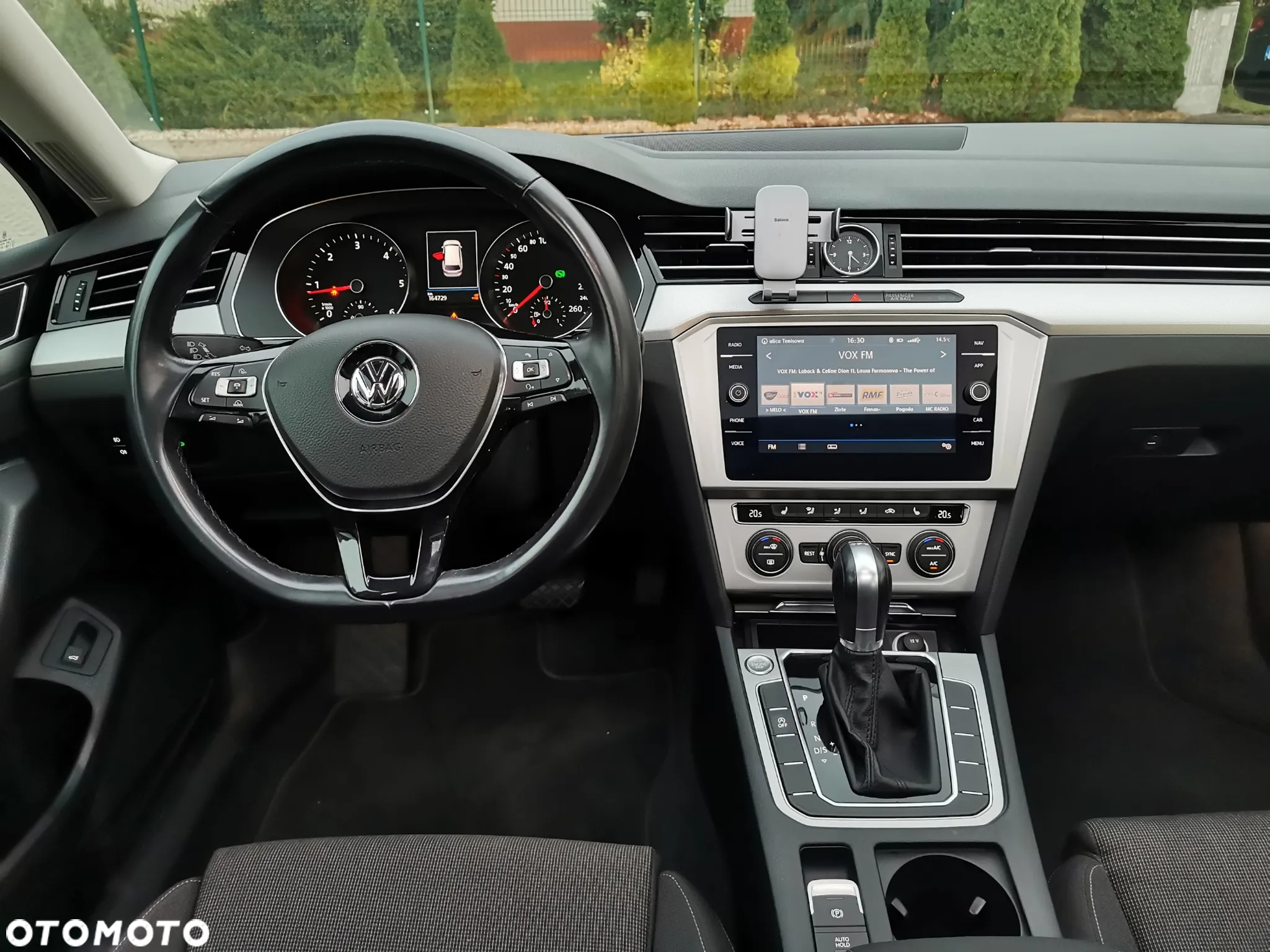 Volkswagen Passat Variant 1.6 TDI SCR DSG Business - 17