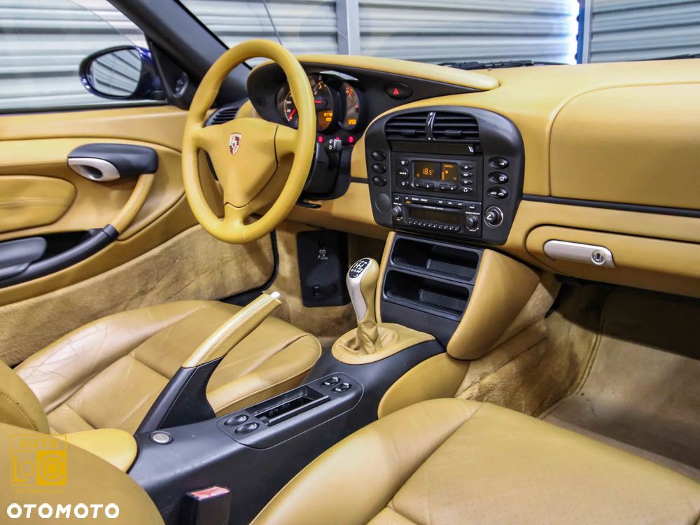 Porsche Boxster - 18