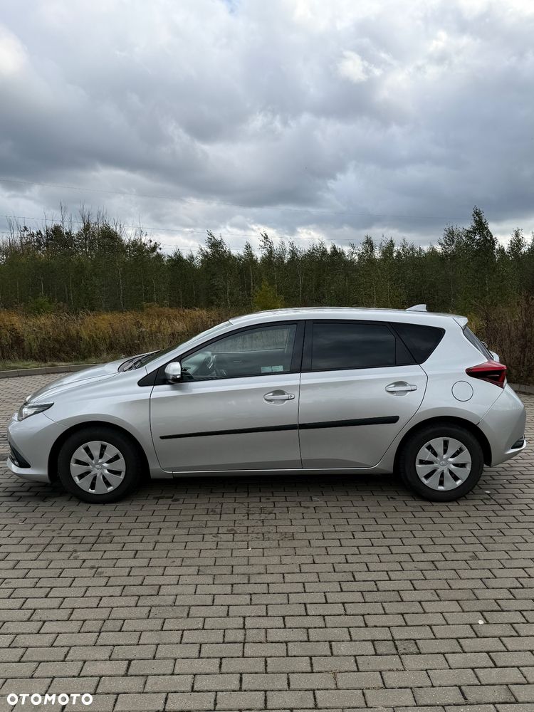 Toyota Auris 1.4 D-4D Active - 2