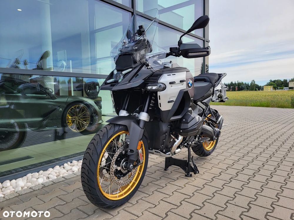 BMW R - 12