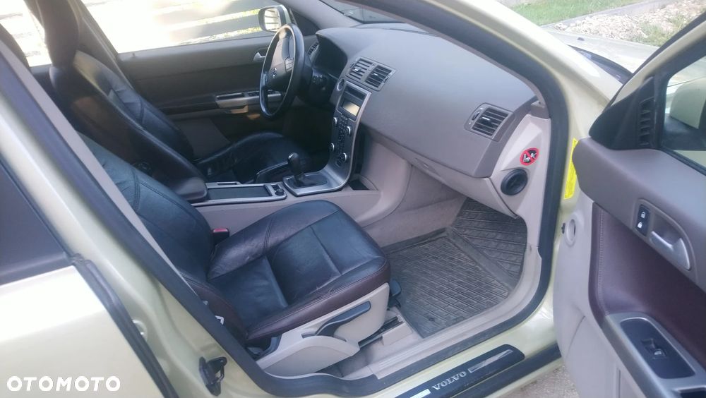 Volvo V50 - 8