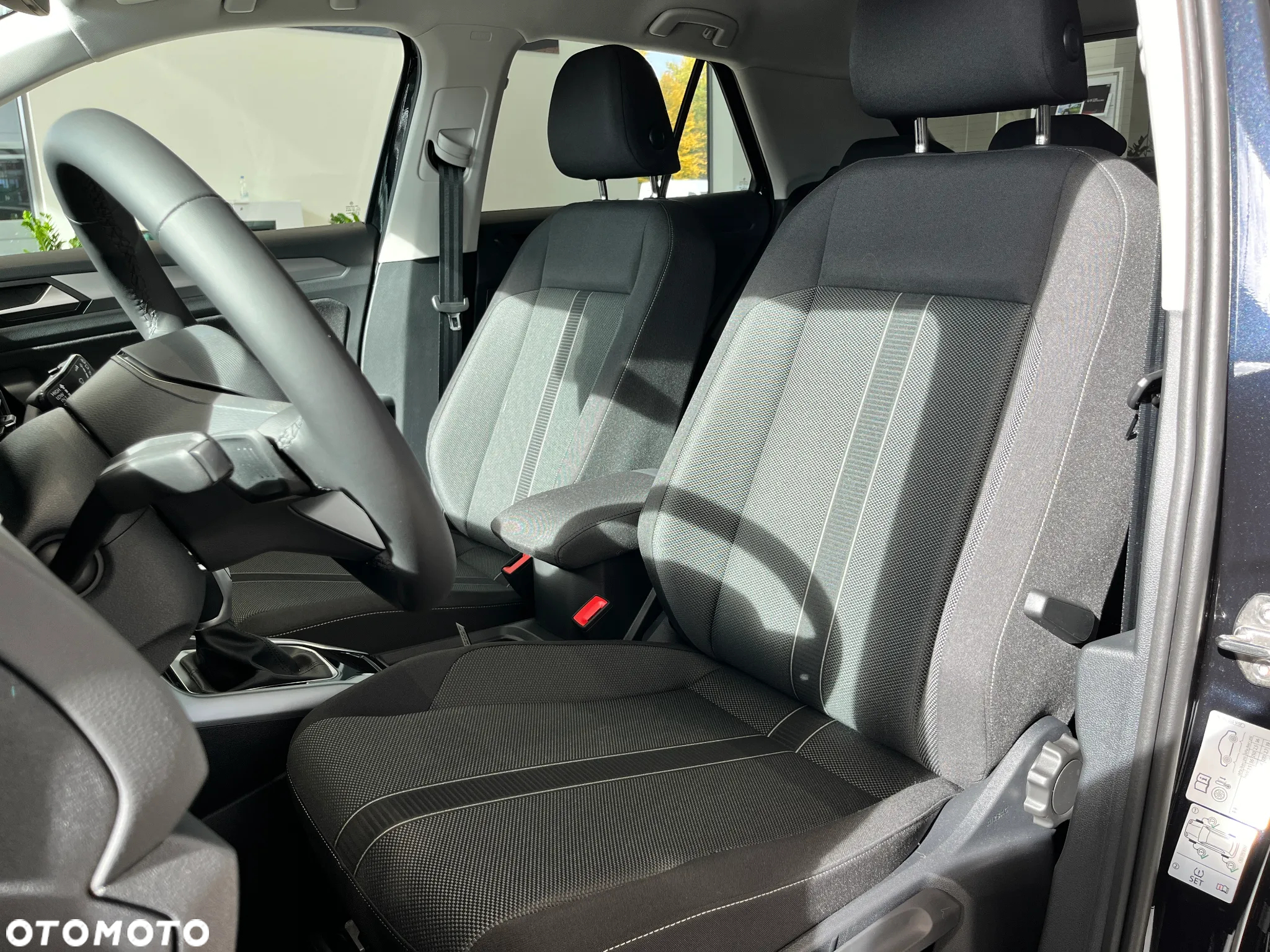 Volkswagen T-Roc 1.5 TSI Life Plus - 12