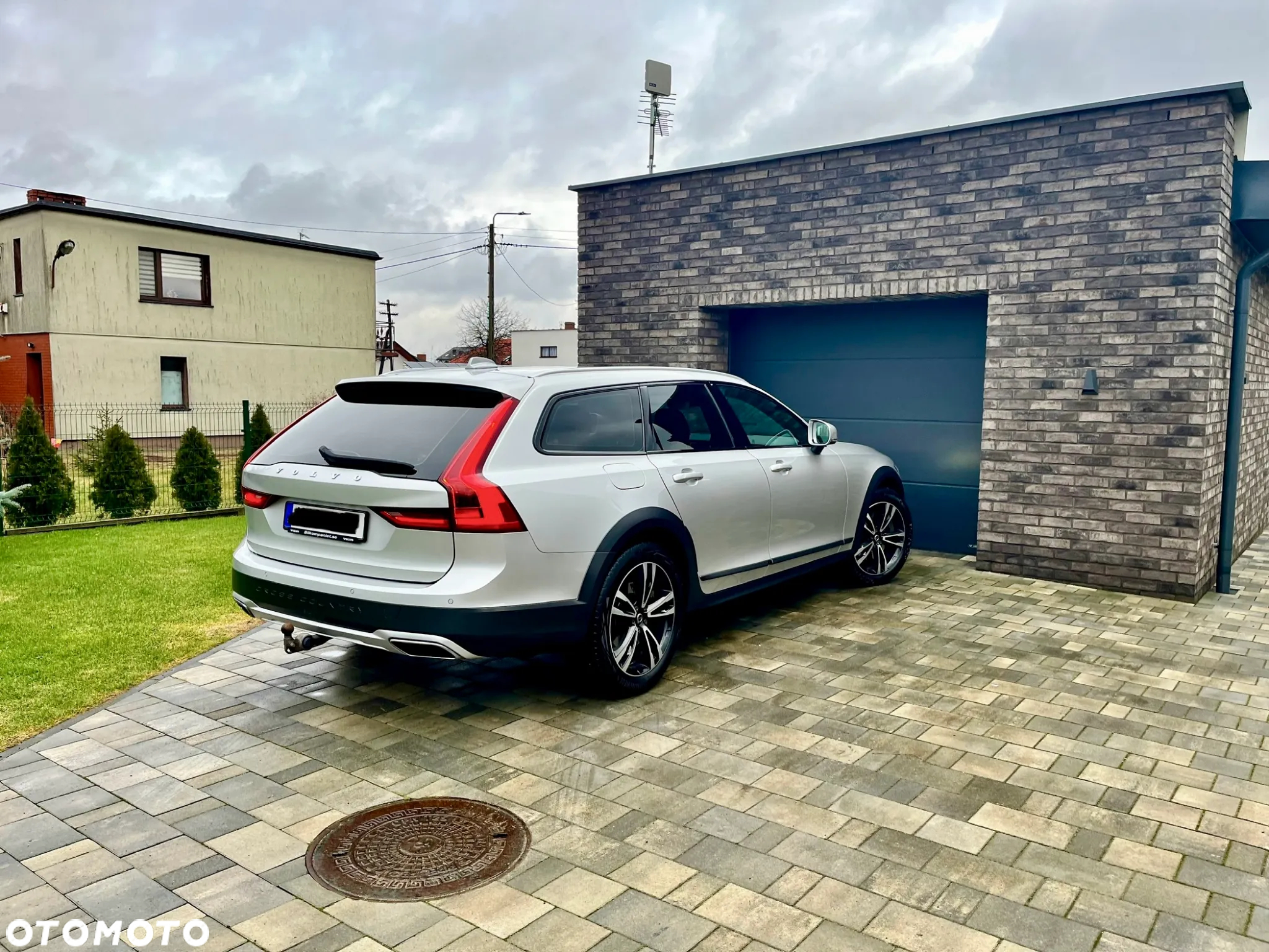 Volvo V90 Cross Country D4 SCR AWD Pro - 9