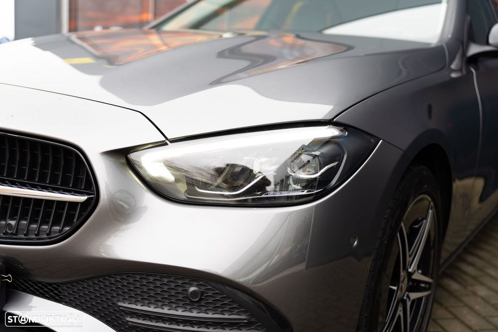 Mercedes-Benz C 300 e T 9G-TRONIC Avantgarde - 26