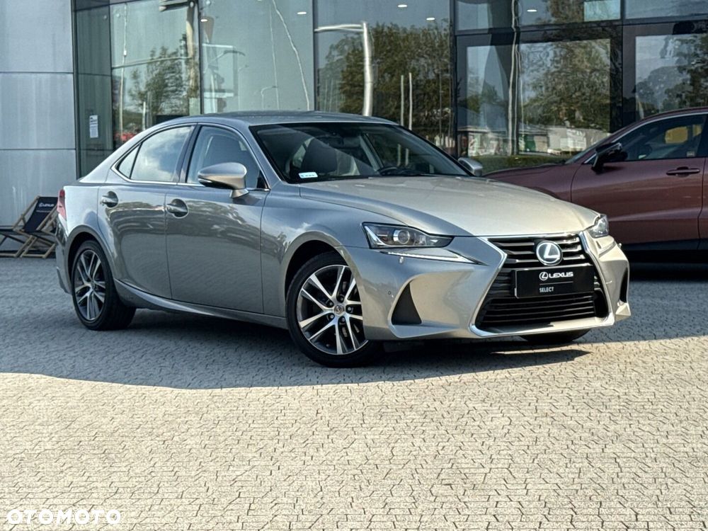 Lexus IS - 25