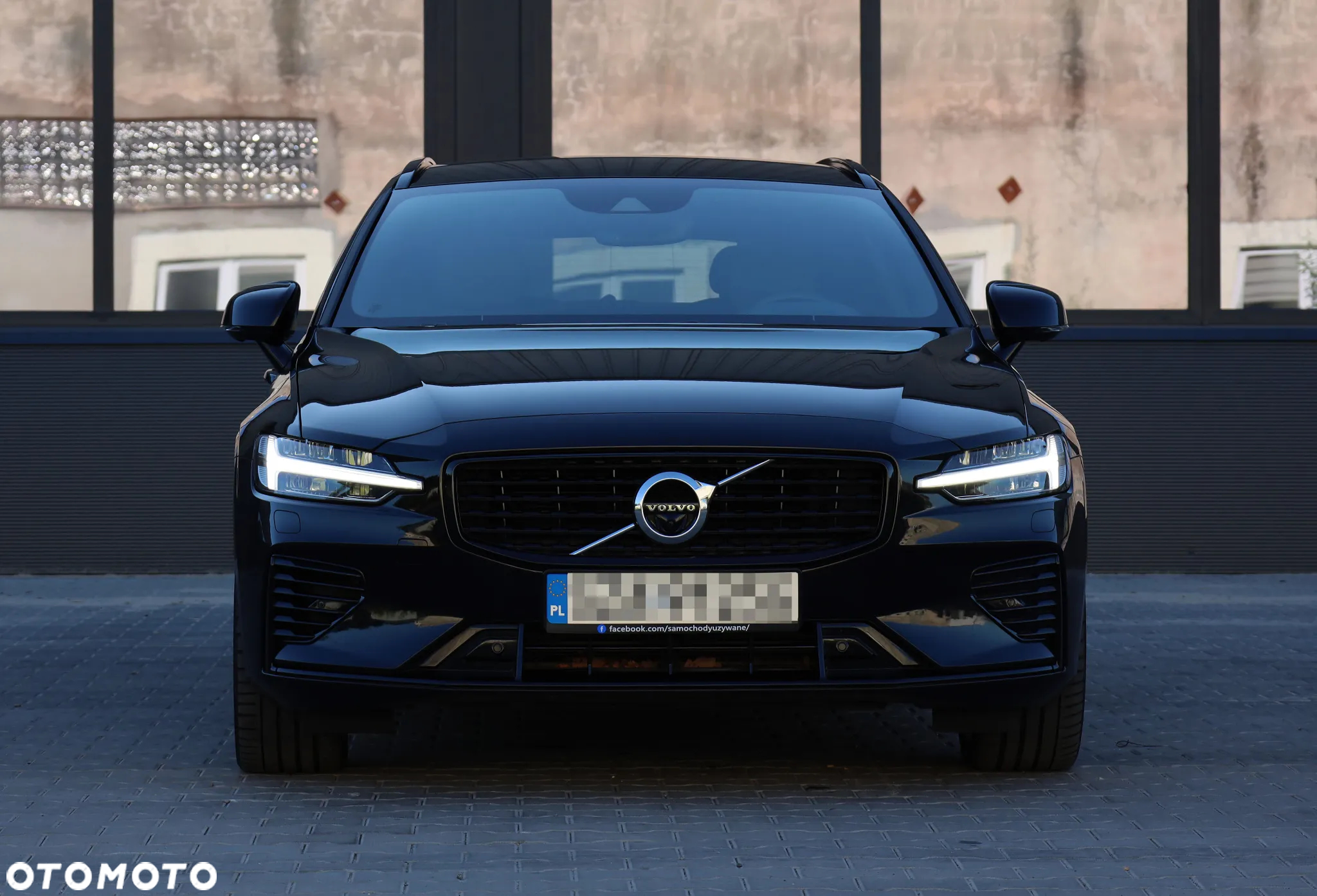 Volvo V60 T6 AWD Recharge Geartronic RDesign - 35