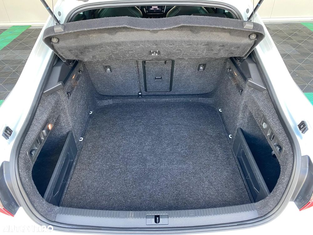 Skoda Superb 2.0 TDI DSG SportLine - 22