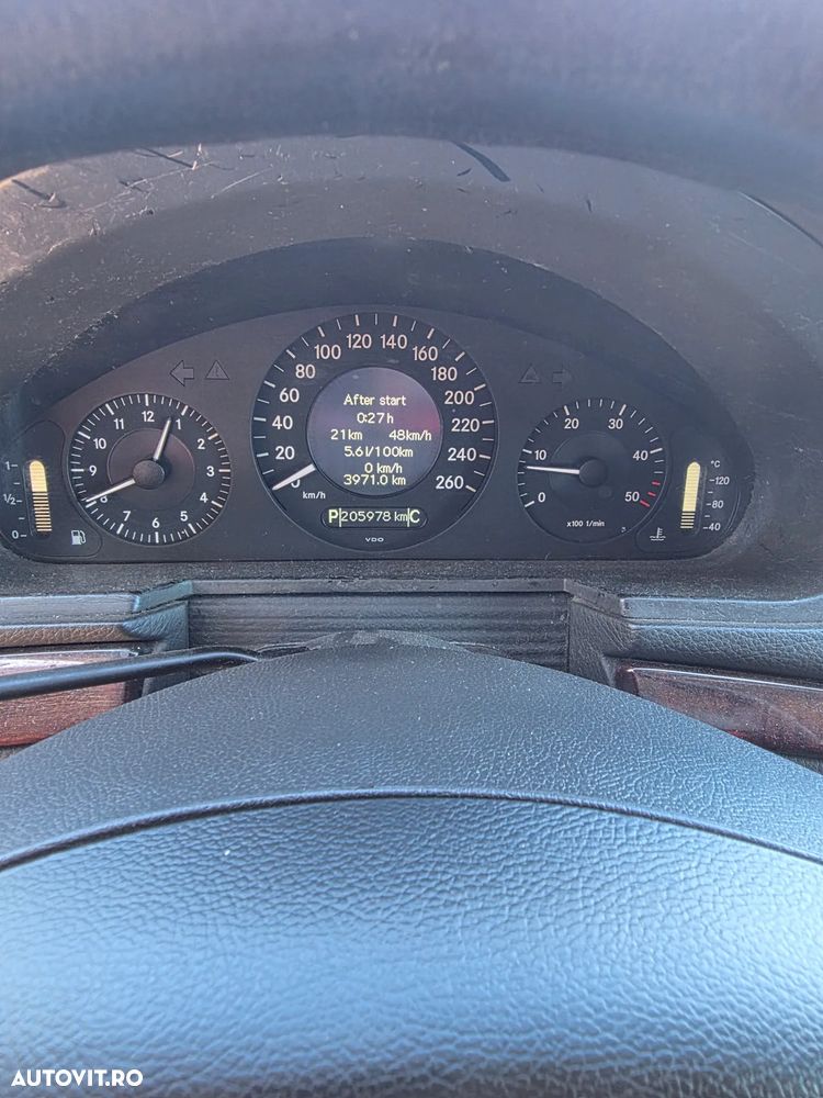 Mercedes-Benz E - 6