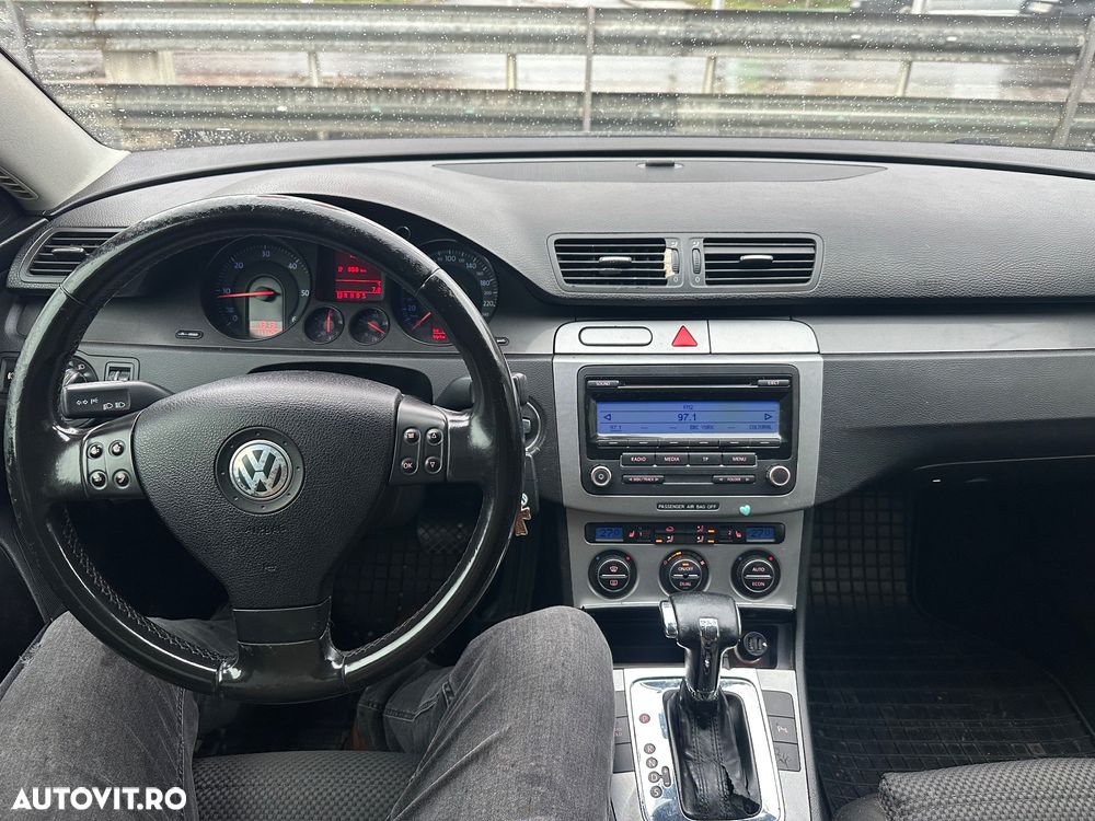 Volkswagen Passat 2.0TDI Sportline DPF DSG - 8