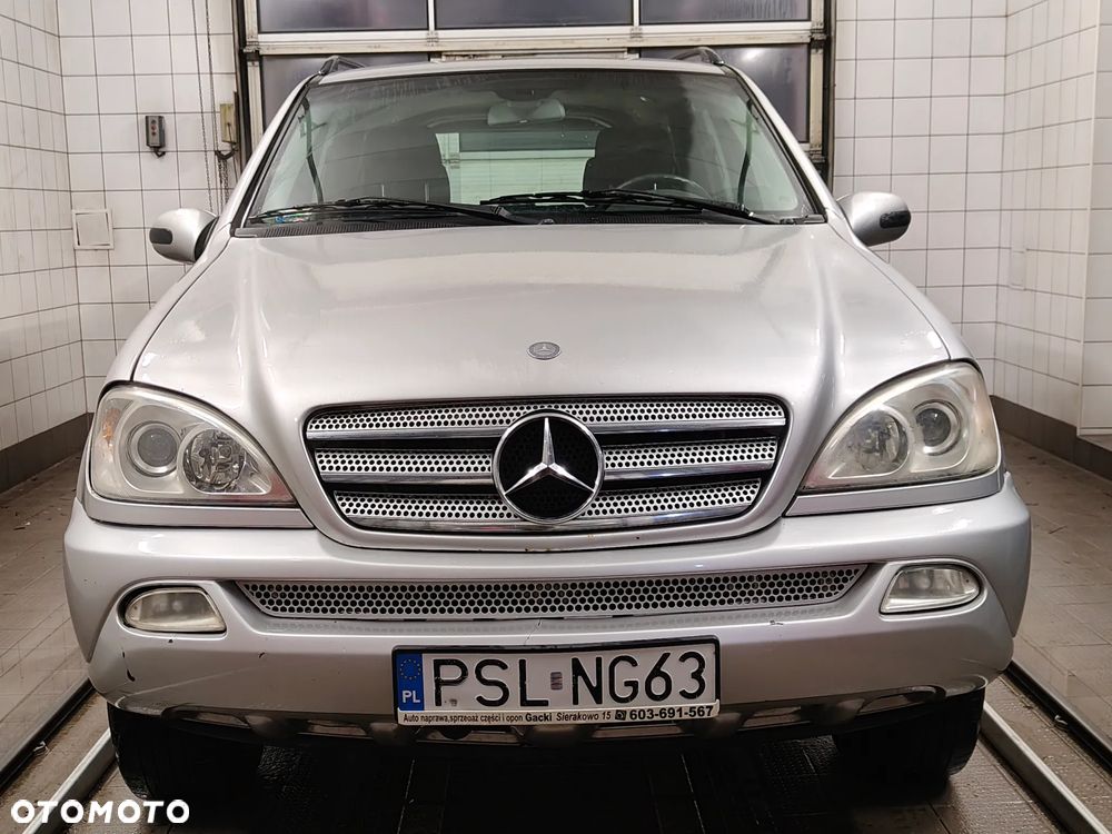 Mercedes-Benz ML - 5