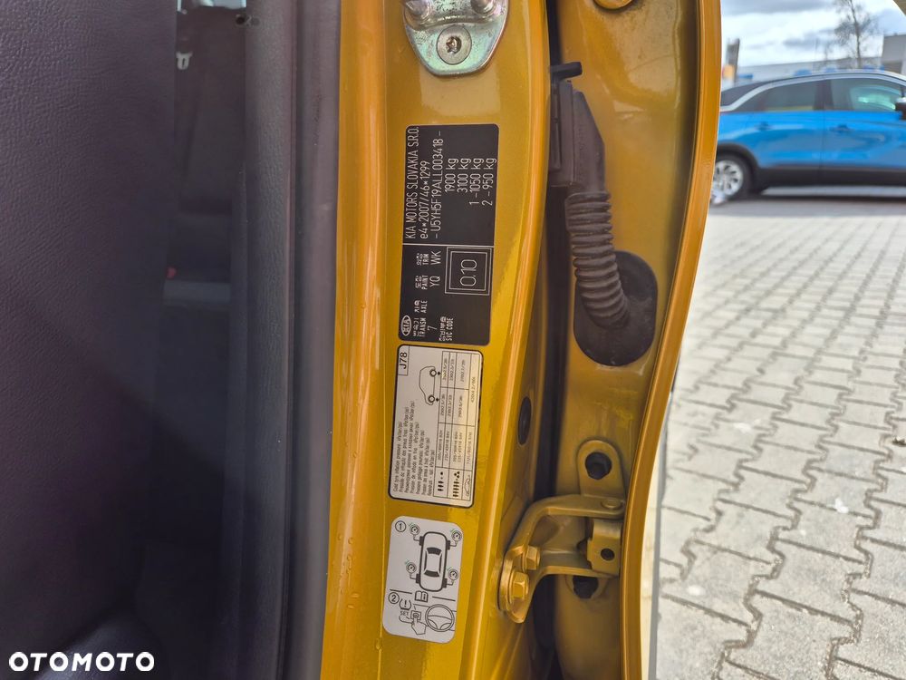 Kia XCeed - 20