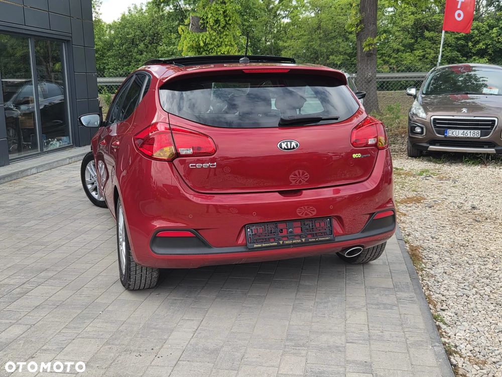 Kia Ceed 1.6 CRDi ISG Vision - 6