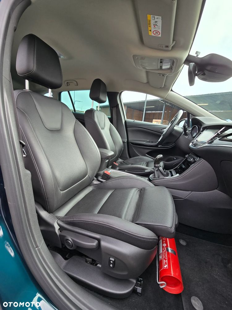 Opel Astra 1.6 CDTI Sport - 10