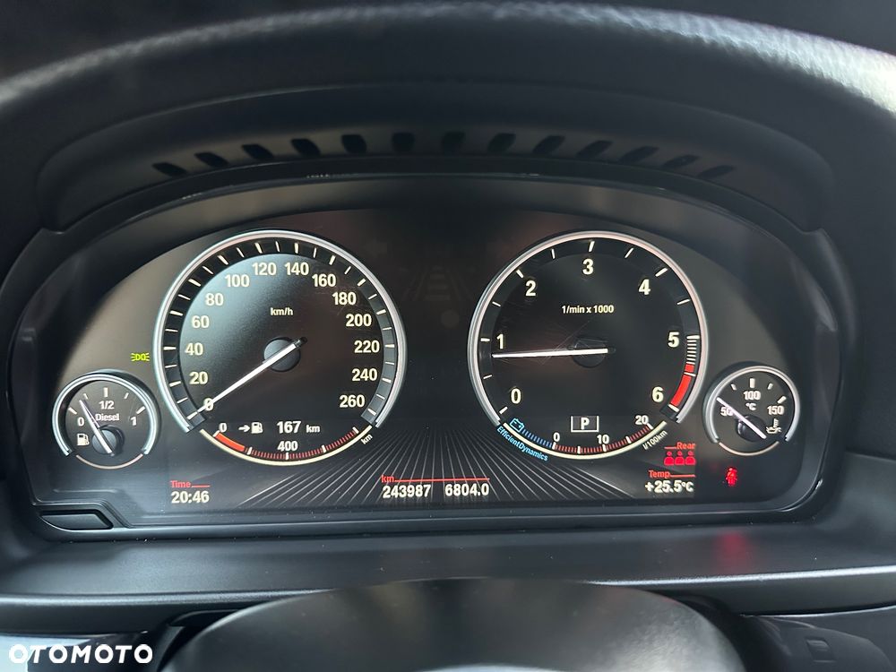 BMW Seria 5 525d Sport-Aut Modern Line - 28