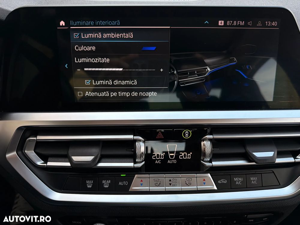 BMW Seria 3 330e Aut. Sport Line - 31