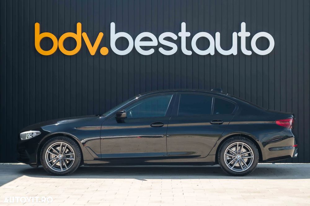 BMW Seria 5 520d xDrive AT - 10