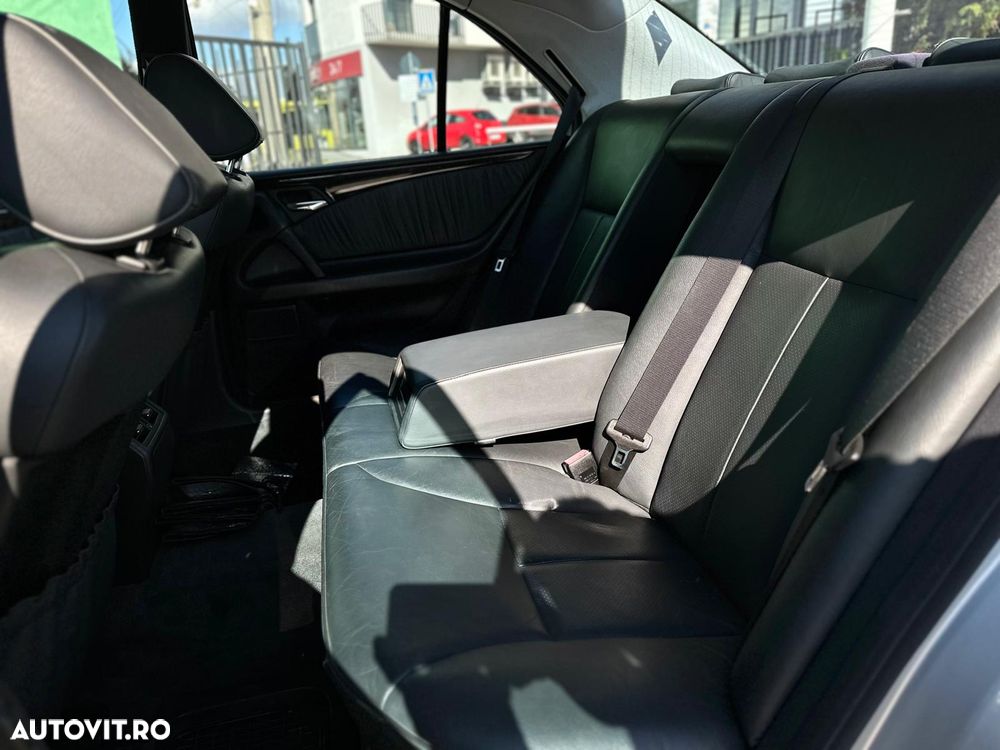 Mercedes-Benz E - 29