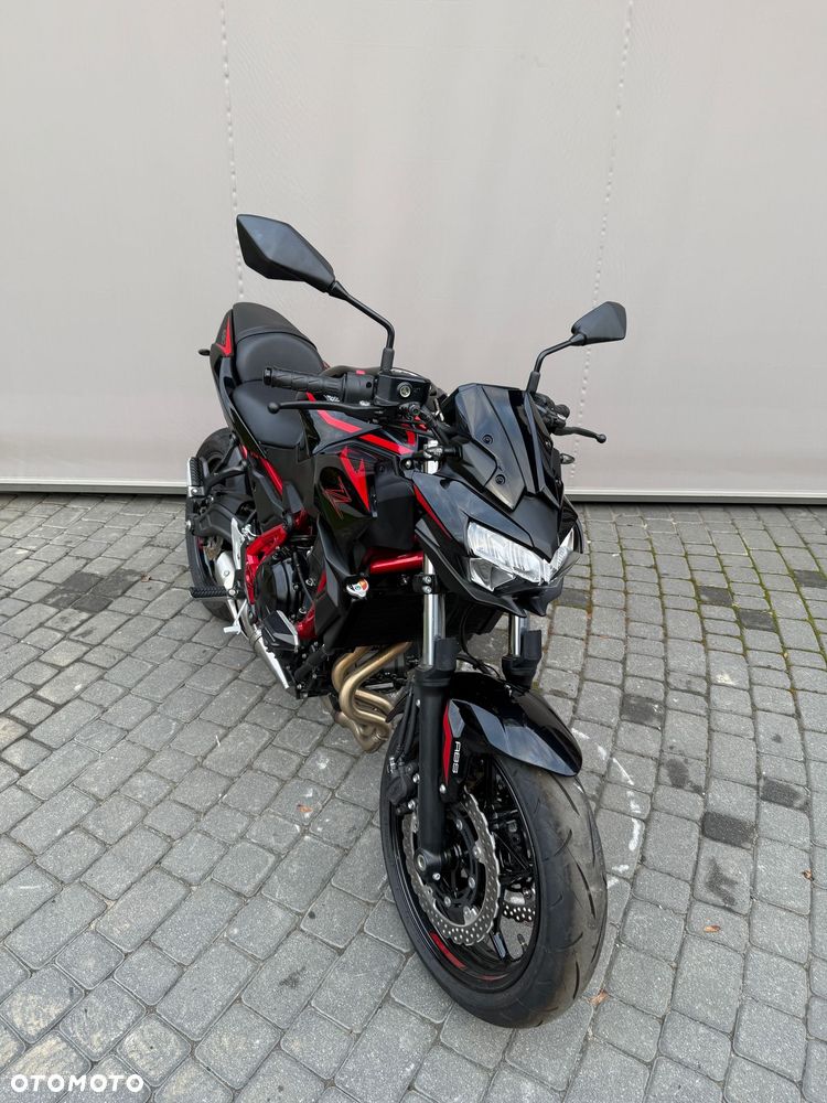 Kawasaki Z 650 - 15