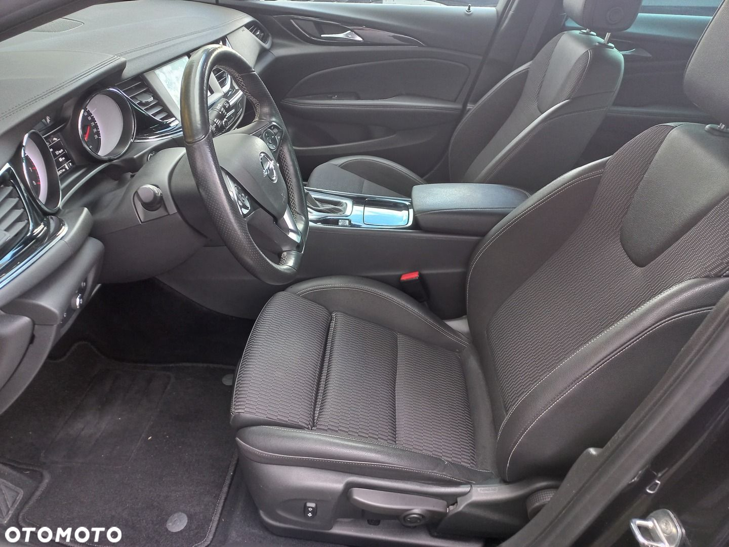 Opel Insignia 1.5 T Elite S&S - 10