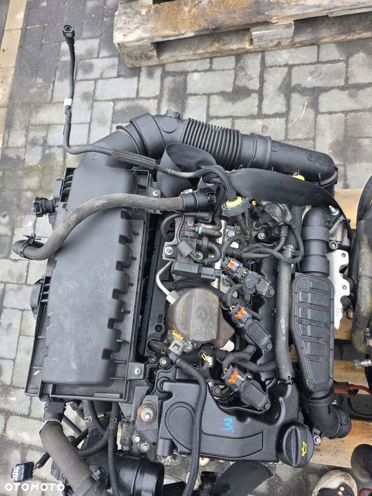 silnik kompletny 1.2 thp pure tech 10xta1 hn02 peugeot 3008 208 citroen c4 - 2