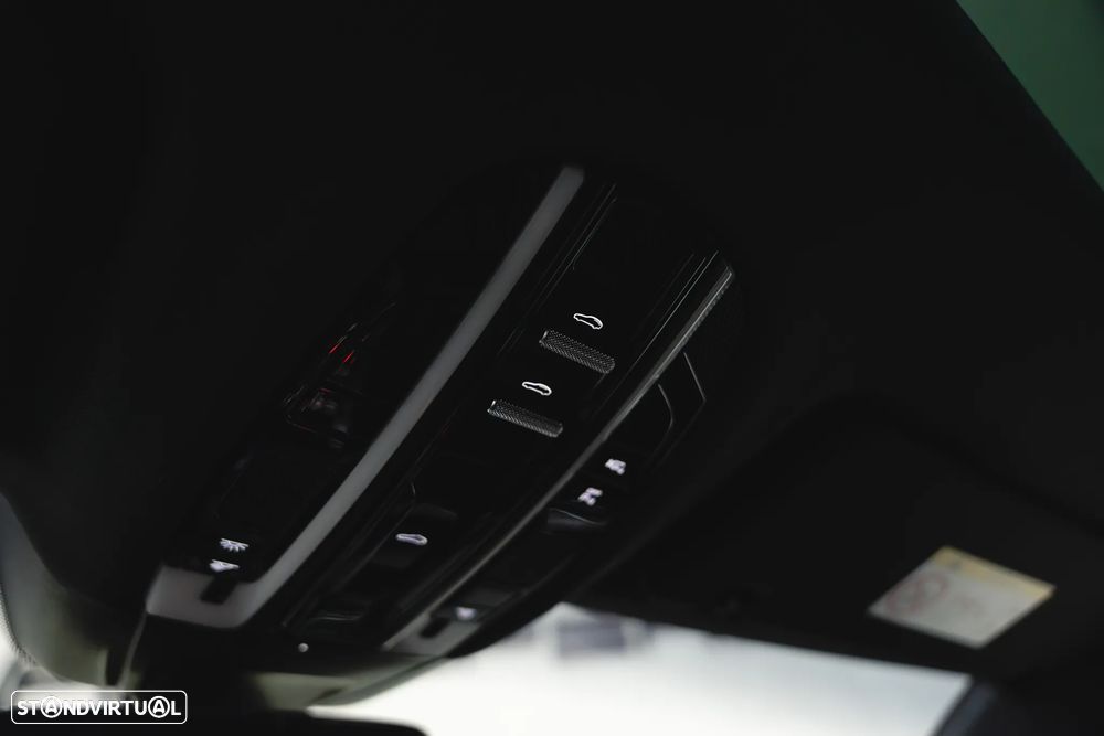 Porsche Panamera Sport Turismo 4 E-Hybrid Platinum Edition PDLS - 30
