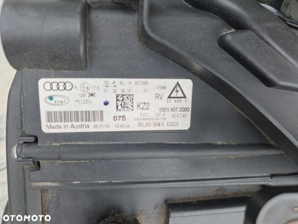 AUDI Q3 RSQ3 8U0 LIFT Lampa lewa przód Full Led Dynamic 8U0941033 2016 - 10