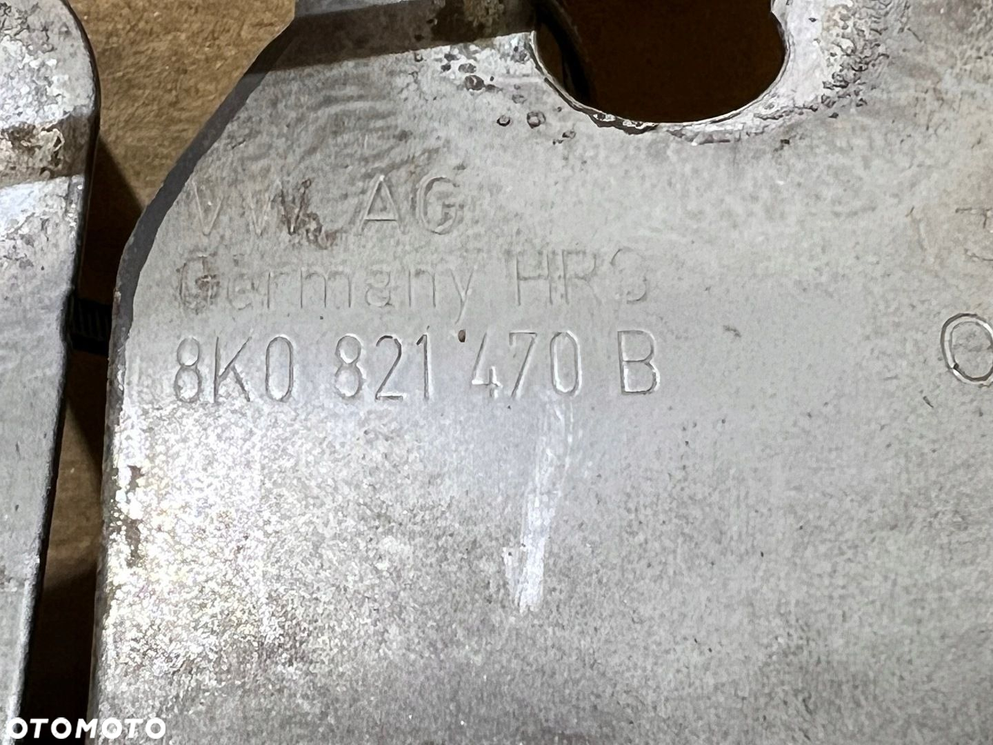 AUDI A4 B8 UCHWYT WSPORNIK MOCOWANIE BŁOTNIKA PRAWY PRZÓD 8K0821468A - 3