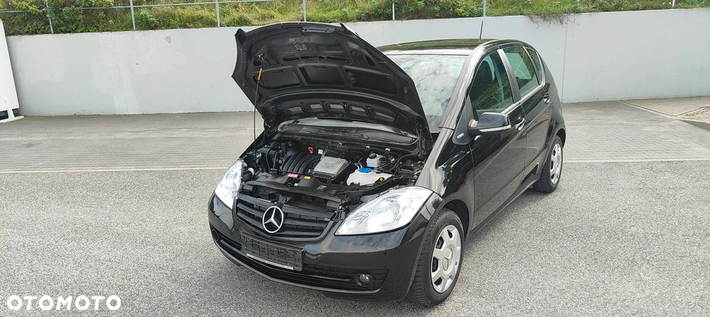 Mercedes-Benz Klasa A 160 BlueEFFICIENCY Elegance - 34