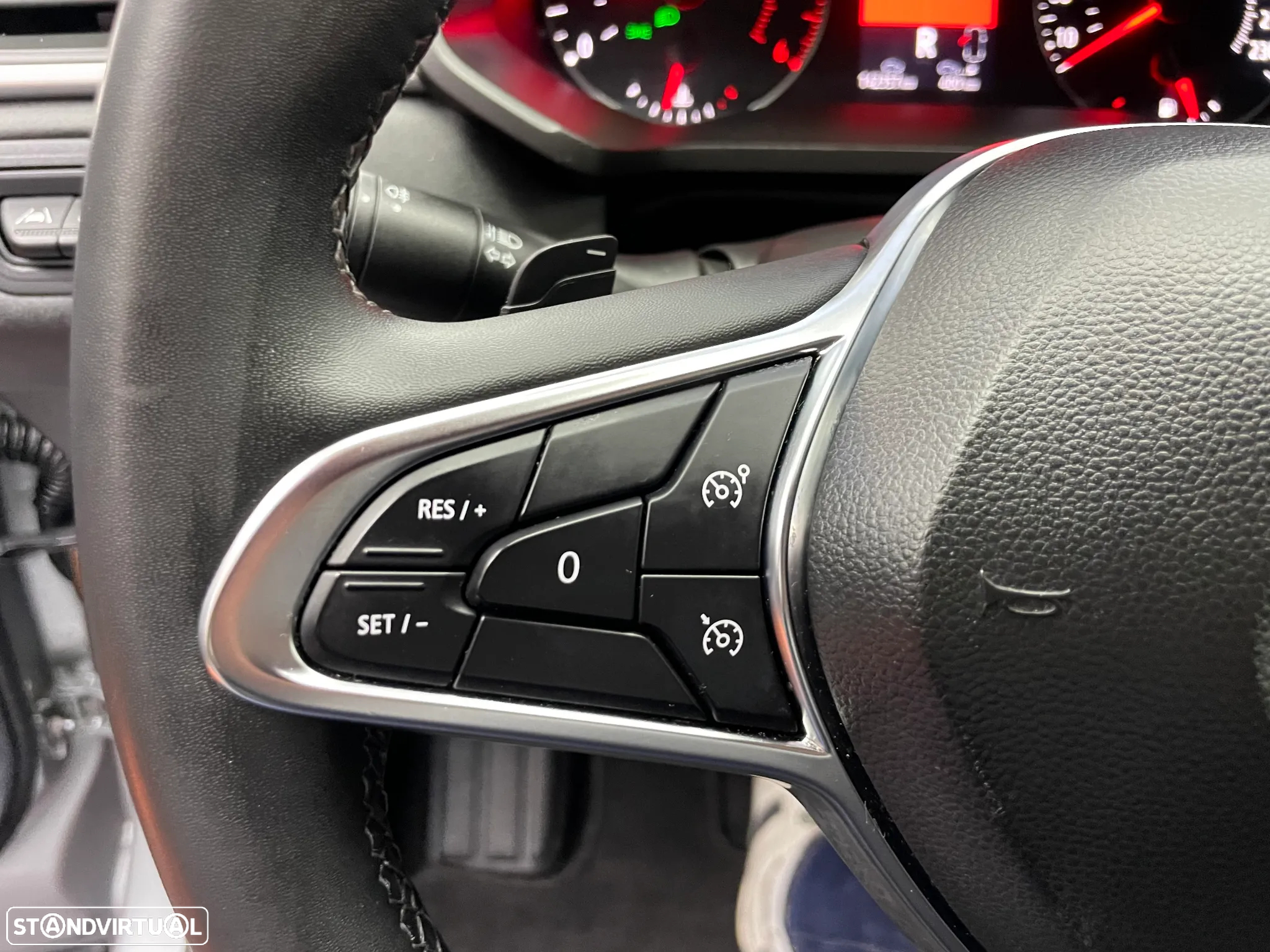 Renault Captur BLUE dCi 115 EDC INTENS - 22