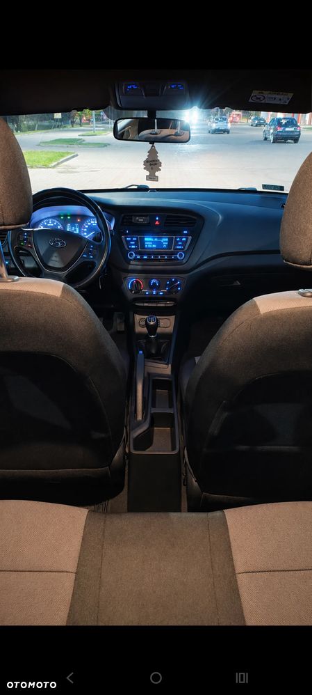 Hyundai i20 1.2 Comfort - 8