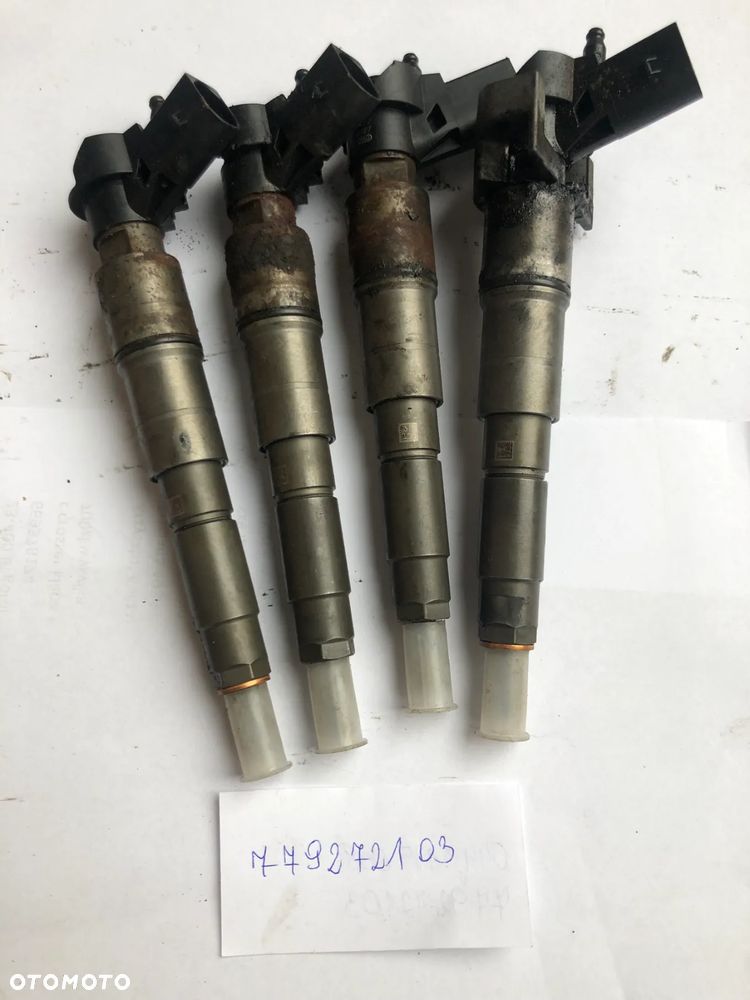 BMW E91 E92 E60 E65 X3 E83 X5 E70 WTRYSK WTRYSKIWACZ 3.0d PIEZZO 7792721 - 1