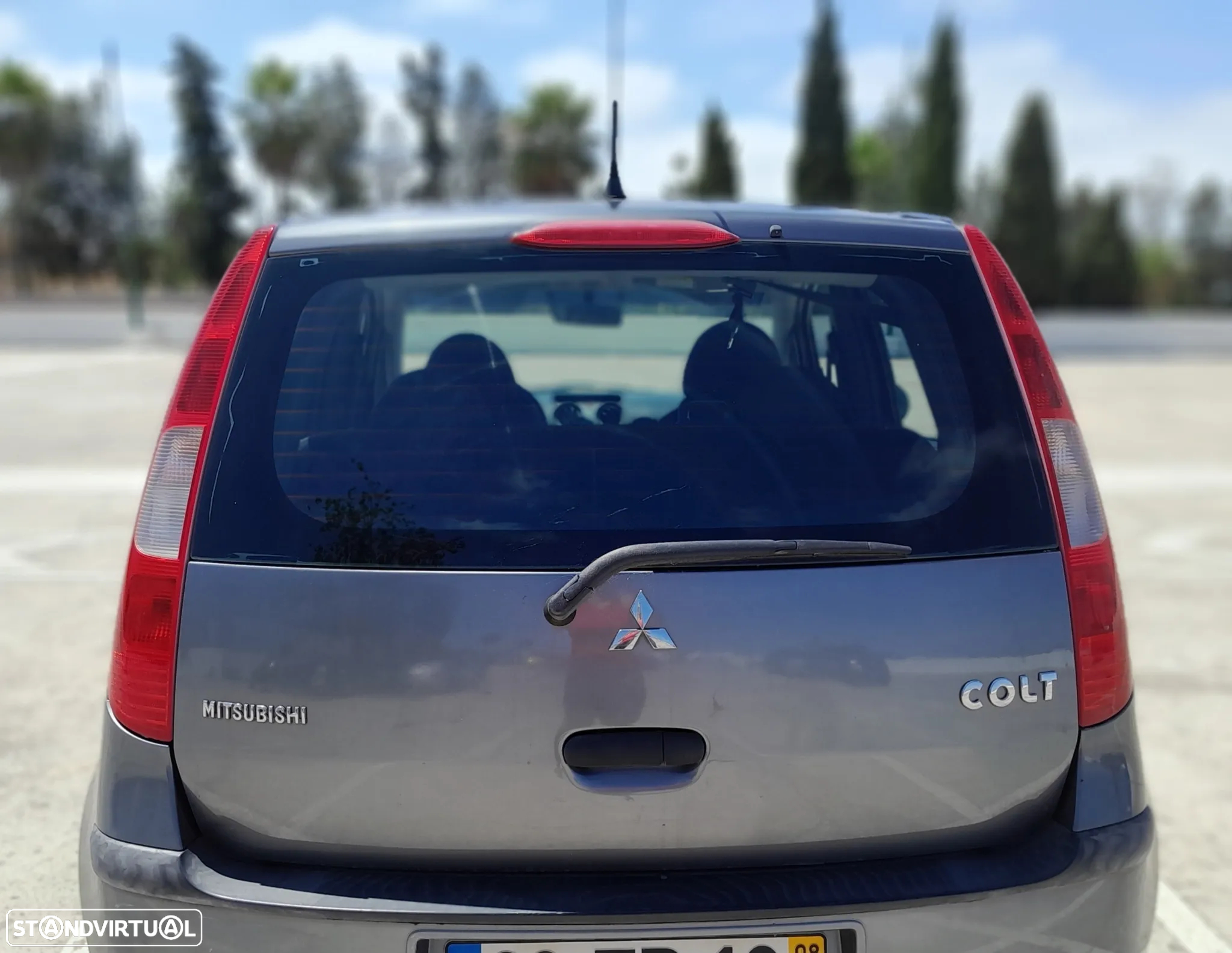 Mitsubishi Colt 1.1 Base - 3