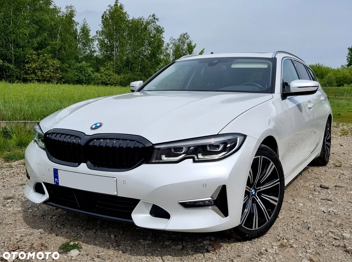 BMW Seria 3 320d xDrive Luxury Line sport - 2
