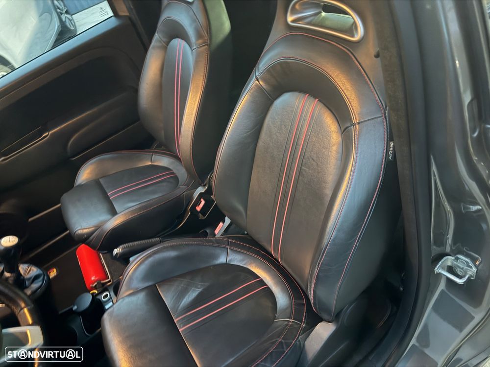 Abarth 500 1.4 T-Jet Competizione - 11